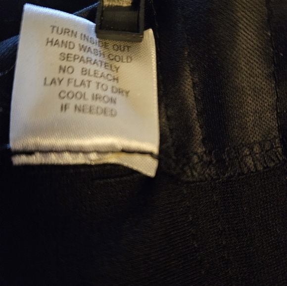 Athena Marie Black Asymmetrical Skirt-Size Medium - Picture 14 of 14